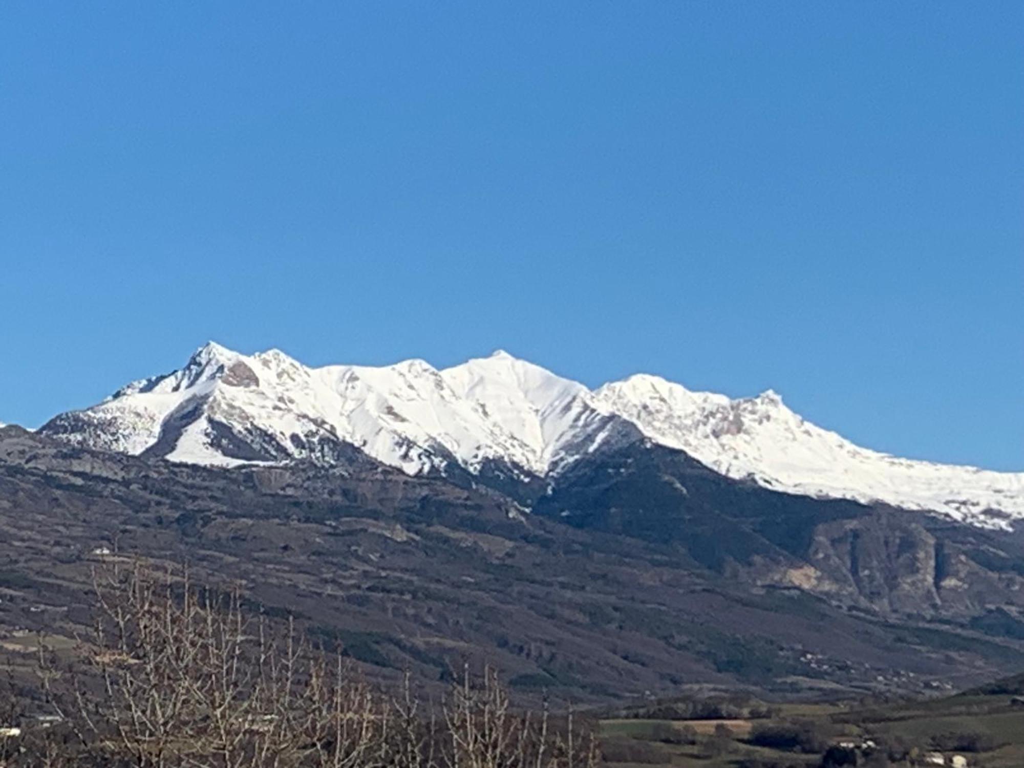 T4 Vue Imprenable Montagnes Et Ville Gap Extérieur photo